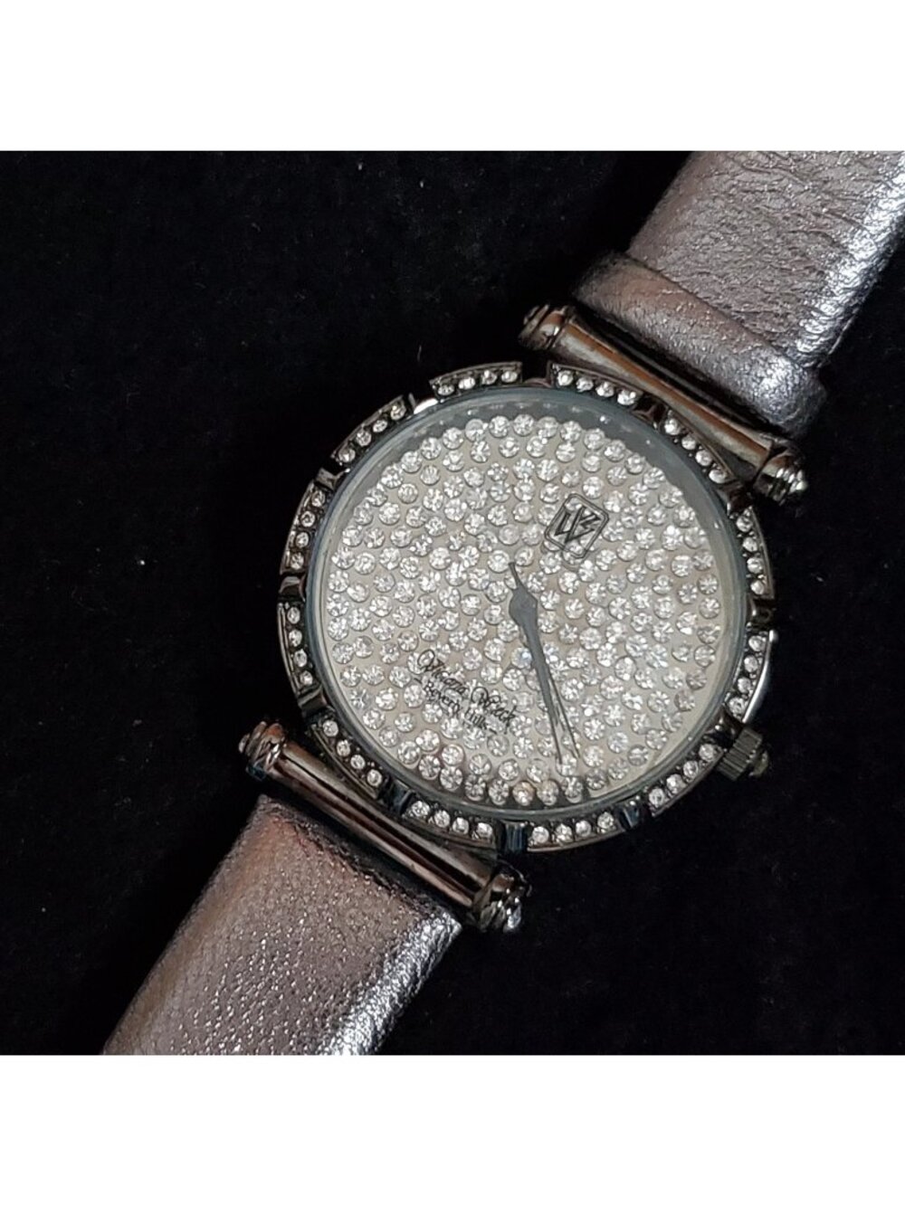 Womens Watch Rhinestone Gray Black Victoria Wieck